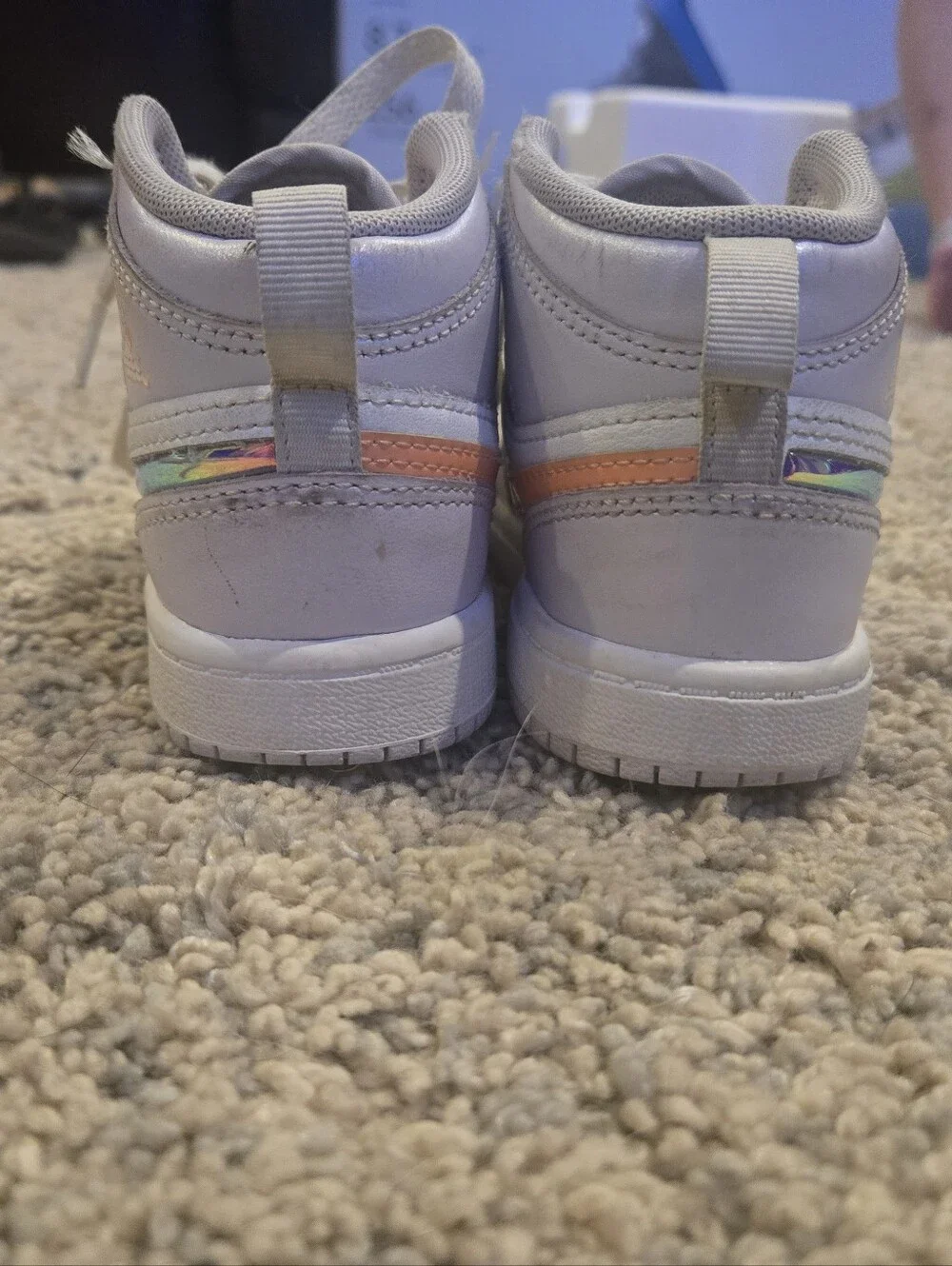 Nike Kids High-Top Sneaker - White with Peach Swoosh